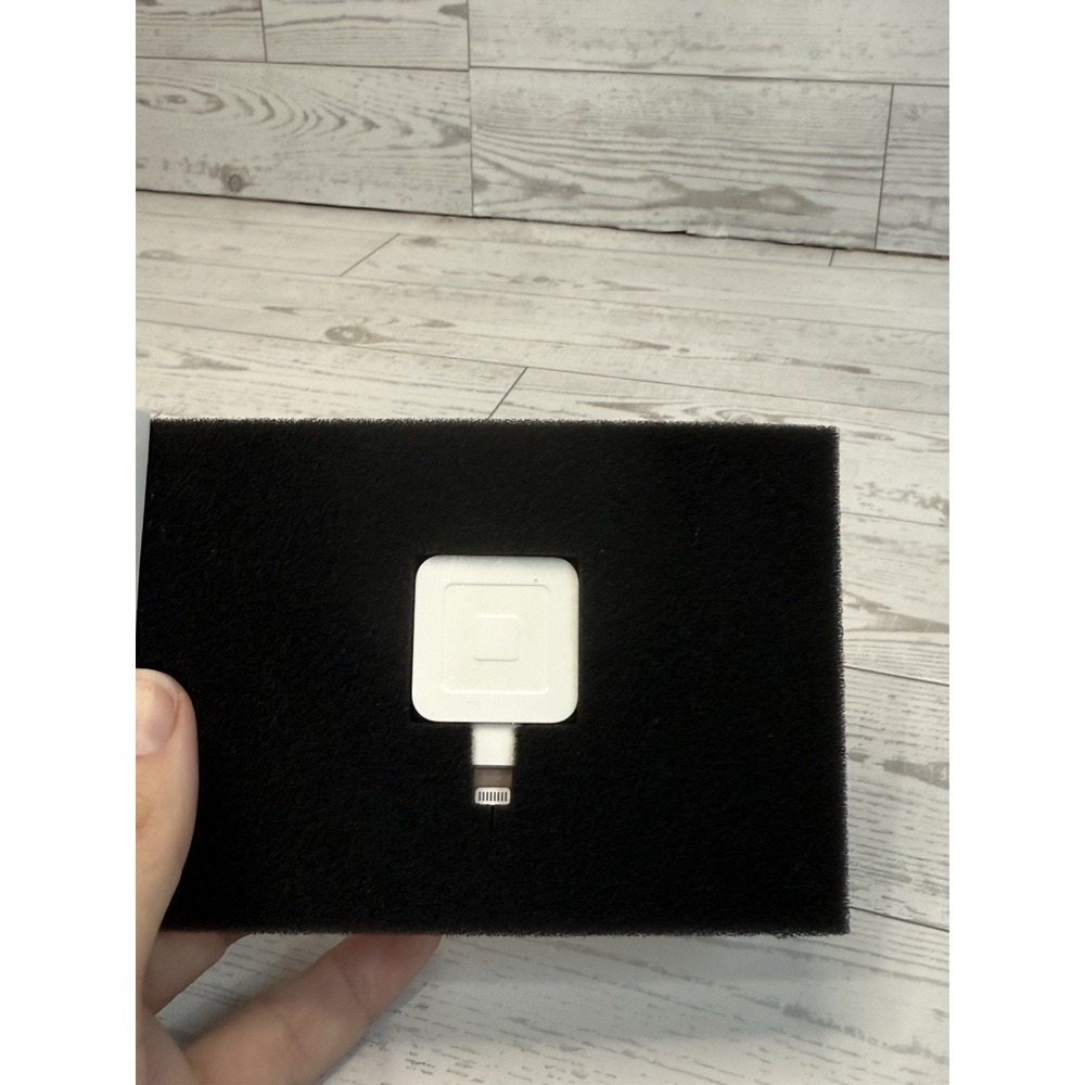 Square Credit Card Reader Chip Machine for Mobile Phones, iPhone iPad Lightning